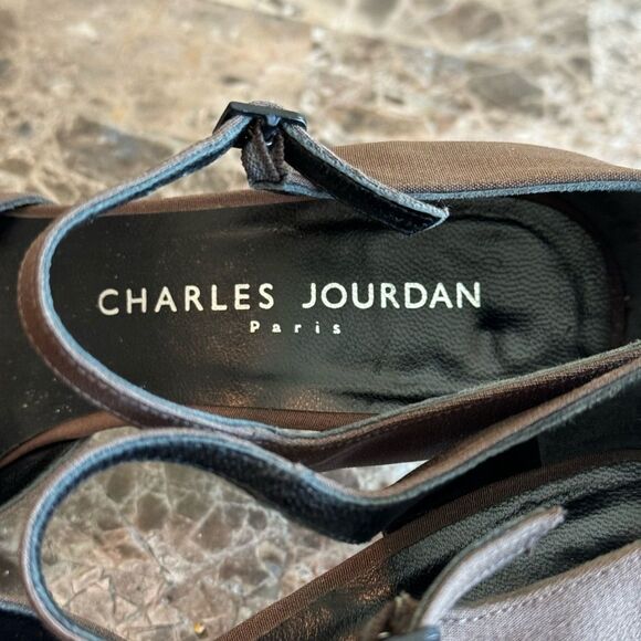 Charles Jourdan of Paris Heels Size 8 Taupe Beaded - Picture 10 of 13